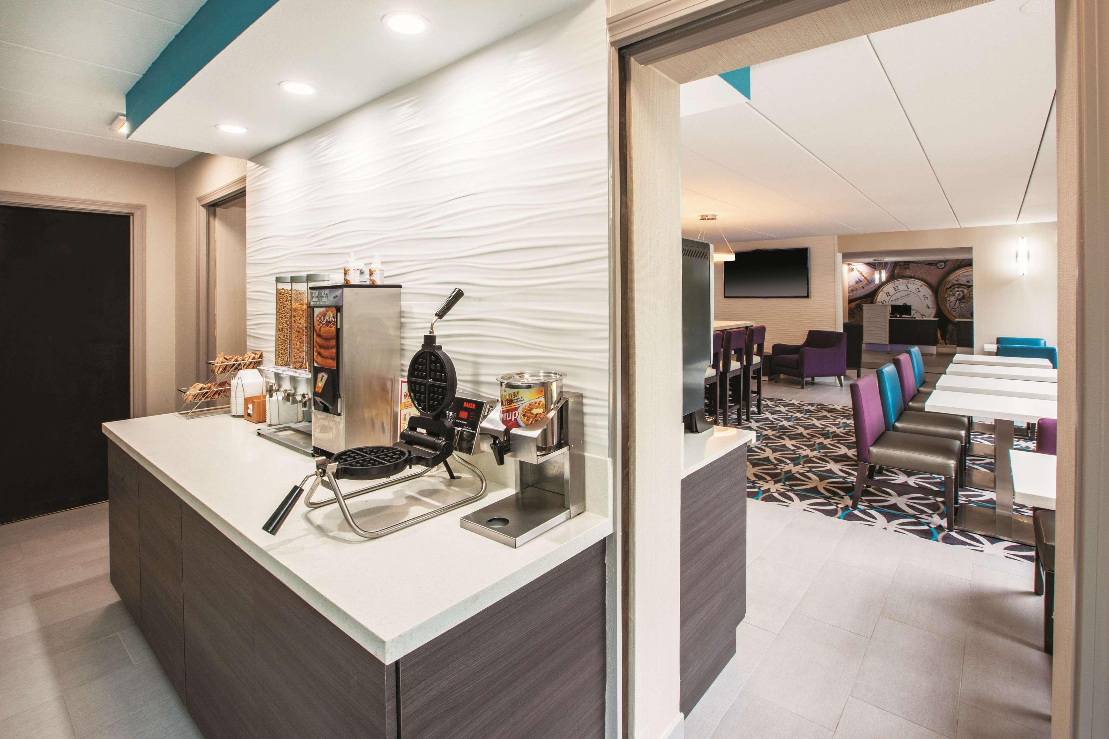 La Quinta By Wyndham Sturbridge Otel Dış mekan fotoğraf
