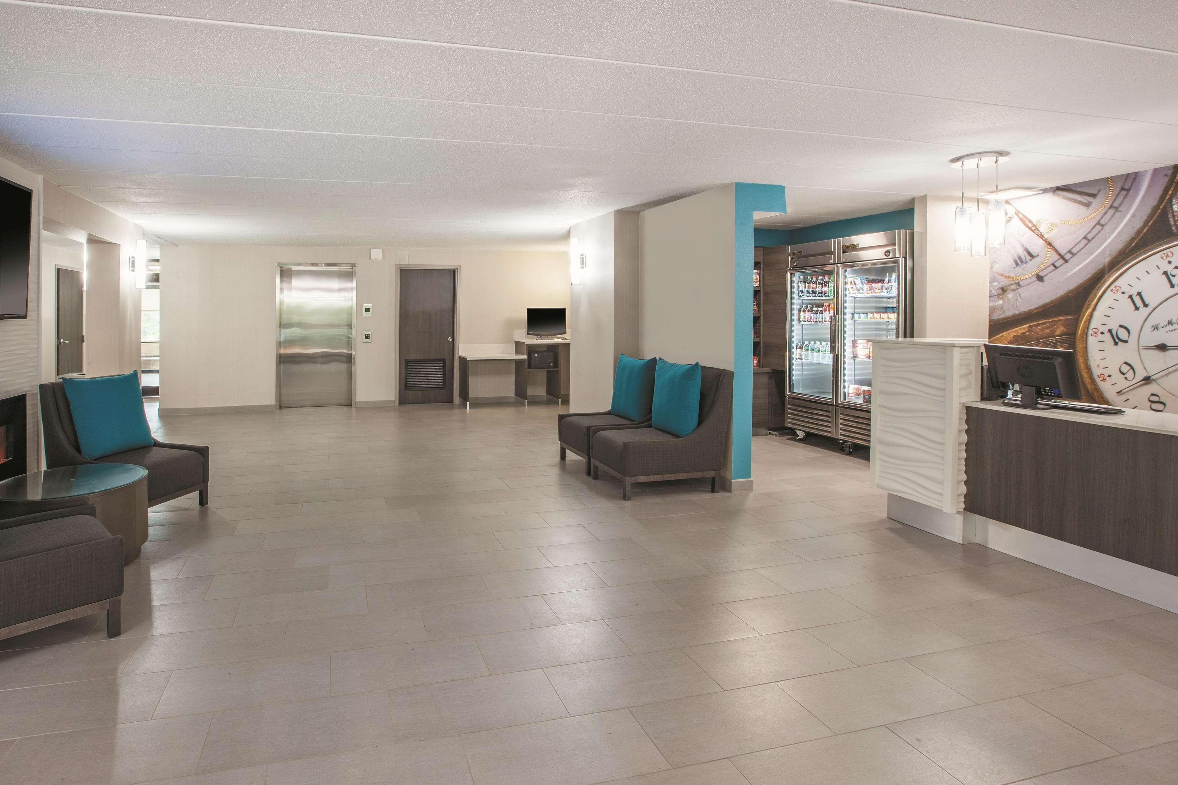 La Quinta By Wyndham Sturbridge Otel Dış mekan fotoğraf