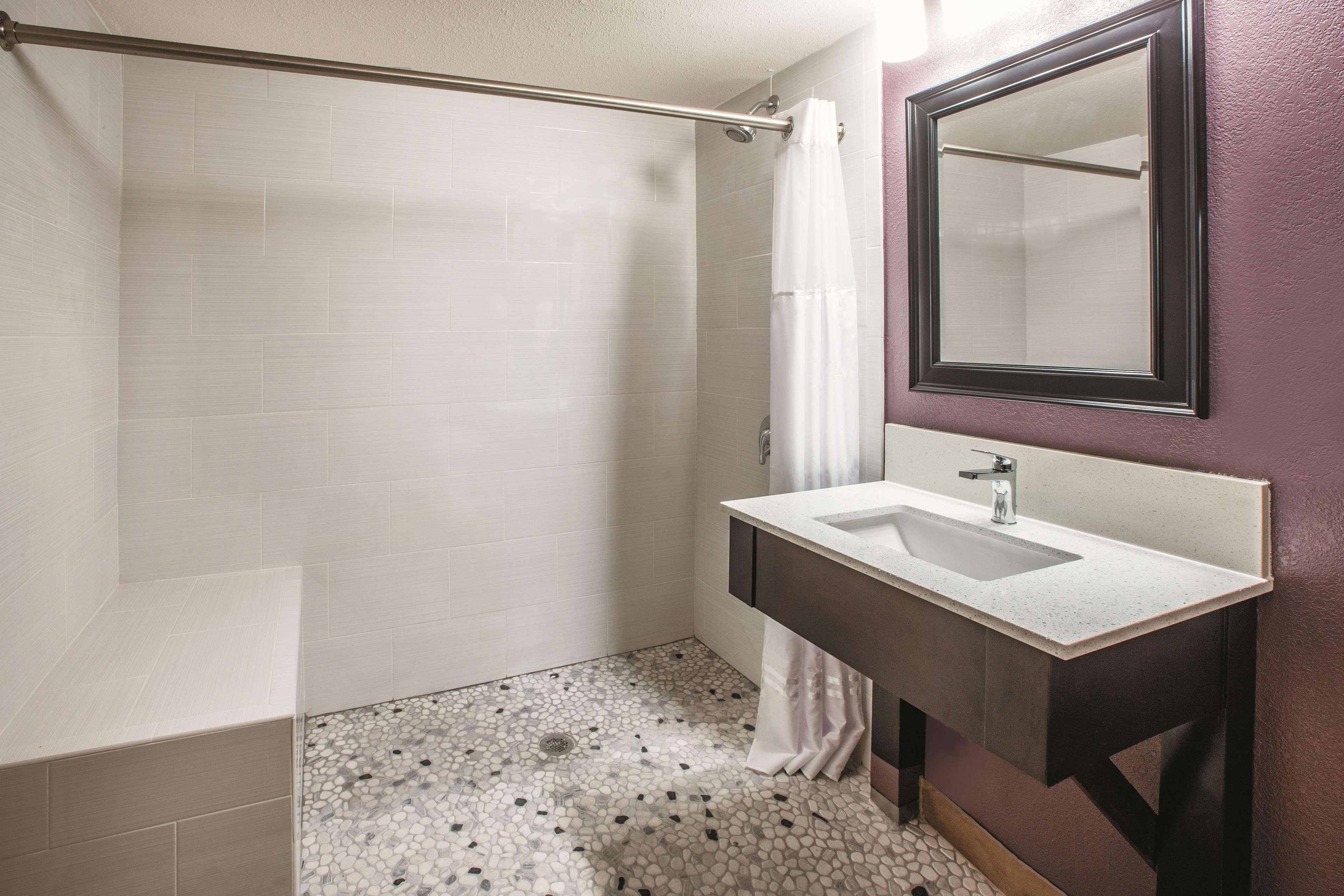 La Quinta By Wyndham Sturbridge Otel Dış mekan fotoğraf